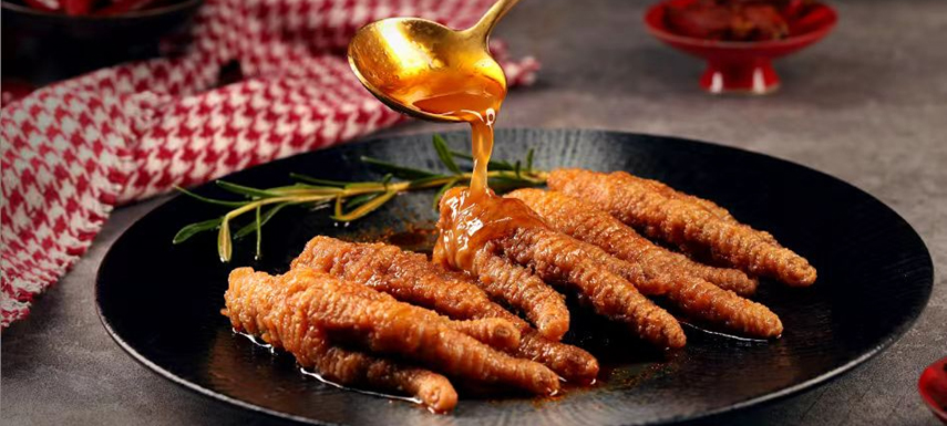  雞爪類產(chǎn)品大爆發(fā)，虎皮鳳爪為何能“橫掃”火鍋店？