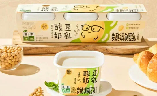 三色冰淇淋豆花、黑芝麻豆腐、皺葉菜豆花、豆皮抄手…創(chuàng)新豆制品，你中意哪款？